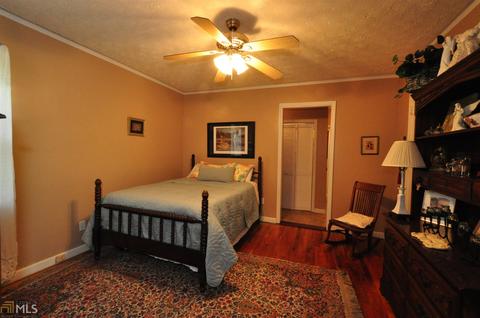 220 Beechwood Cir, Lagrange, GA 30240 photo 9