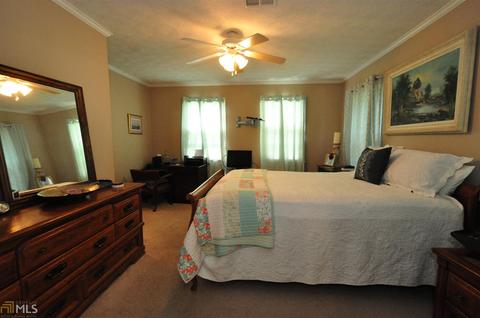 220 Beechwood Cir, Lagrange, GA 30240 photo 4