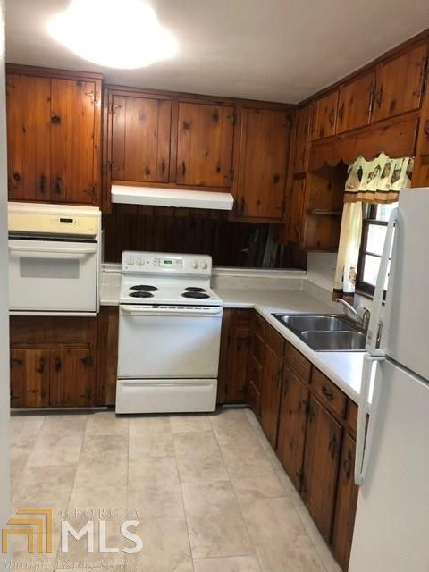 1769 Mural Cir, Morrow, GA 30260 photo 4