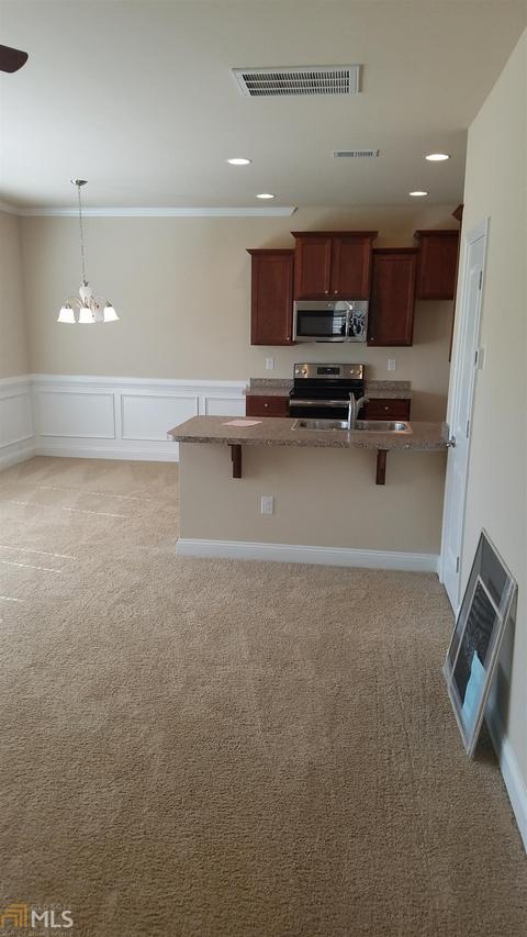 2437 S Quail Trl, Hampton, GA 30228 photo 2
