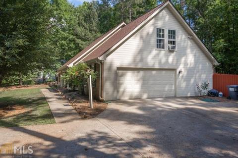 415 Fox Meadow Dr, Covington, GA 30016 photo 3