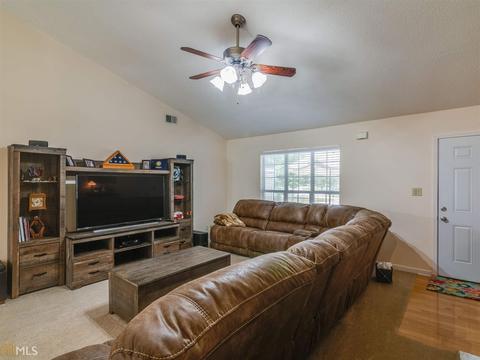 22 Cindy Ct, Hampton, GA 30228 photo 4
