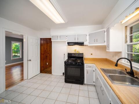 1635 Rex Rd, Morrow, GA 30260 photo 10