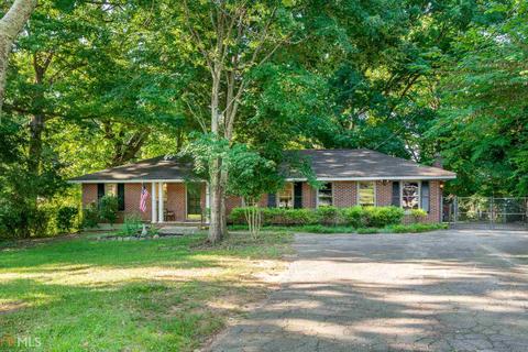 1635 Rex Rd, Morrow, GA 30260 photo 2