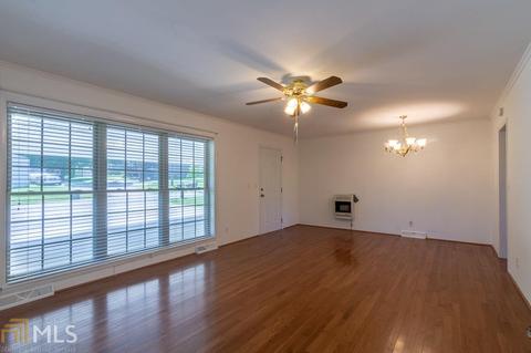 151 Julia St, Cornelia, GA 30531 photo 2