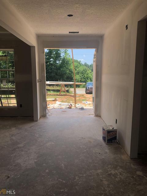 952 Lord Rd, Commerce, GA 30530 photo 2