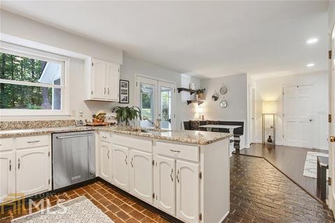 3955 Whitney Park Dr, Duluth, GA 30096 photo 13