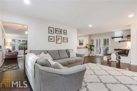3955 Whitney Park Dr, Duluth, GA 30096 photo 9