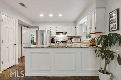 3955 Whitney Park Dr, Duluth, GA 30096 photo 11