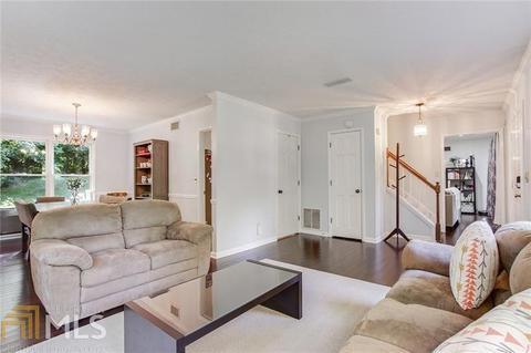 3955 Whitney Park Dr, Duluth, GA 30096 photo 4