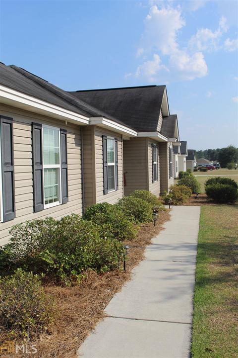 622 Hampstead Ave, Statesboro, GA 30458 photo 2