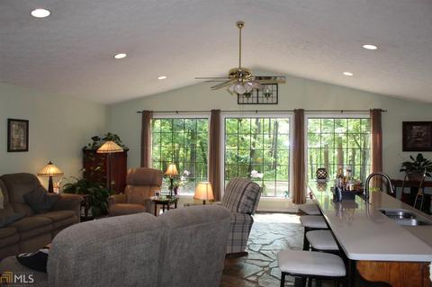 297 Indian Bend Dr, Lagrange, GA 30240 photo 4