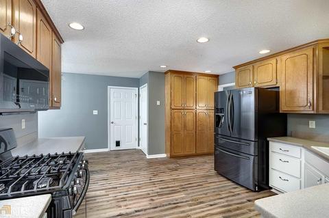 228 Edenwylde Ct, Hampton, GA 30228 photo 9