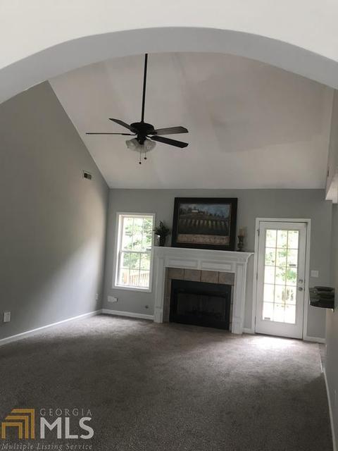 6818 Oakleigh Trl, Rex, GA 30273 photo 7