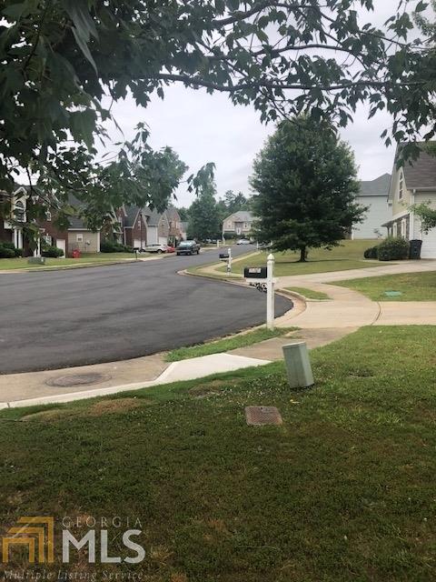 6818 Oakleigh Trl, Rex, GA 30273 photo 5
