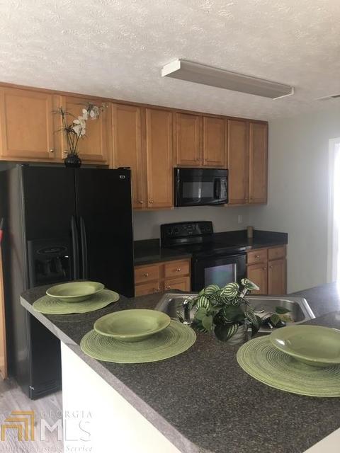 6818 Oakleigh Trl, Rex, GA 30273 photo 10