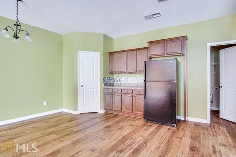 6087 Semaphore Rdg, Rex, GA 30273 photo 13