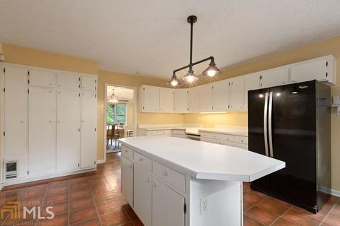 5652 Sequoia Dr, Forest Park, GA 30297 photo 14