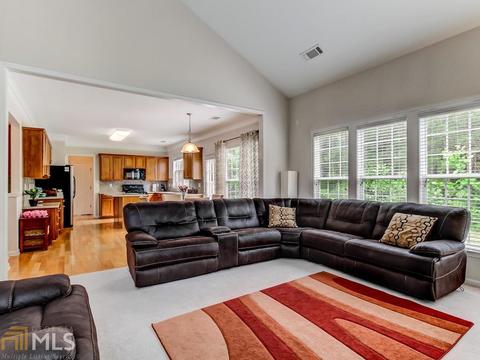 265 Hammersmith Dr, Suwanee, GA 30024 photo 9