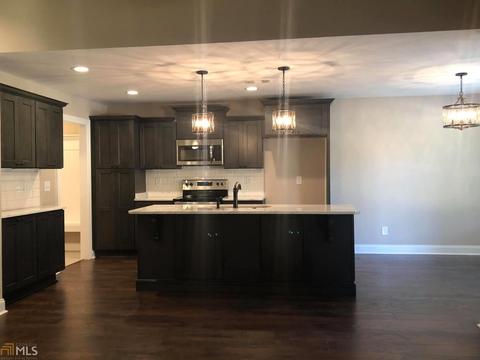 102 Mullin Cir, Perry, GA 31069 photo 4
