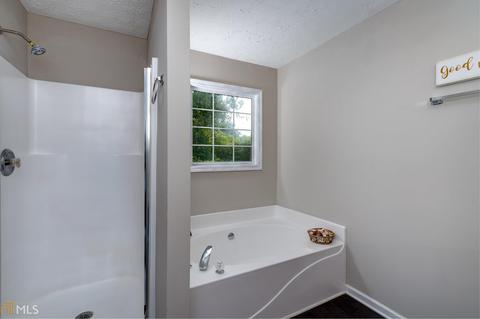 10 Chestnut Dr, Covington, GA 30016 photo 17