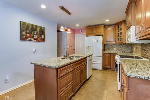 5016 Farmbrook Ln, Gainesville, GA 30507 photo 13