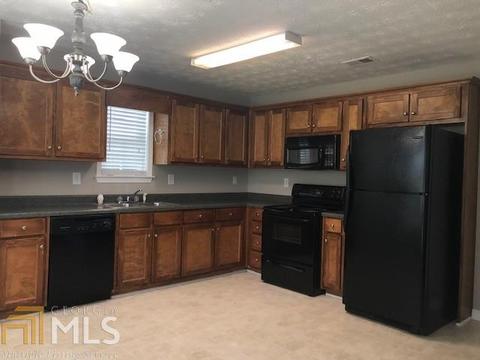 230 Highgrove Dr, Covington, GA 30016 photo 3