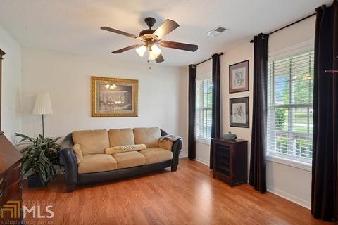 136 Moss Pointe Dr, Mcdonough, GA 30253 photo 3