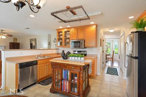 136 Moss Pointe Dr, Mcdonough, GA 30253 photo 8