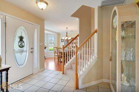136 Moss Pointe Dr, Mcdonough, GA 30253 photo 4