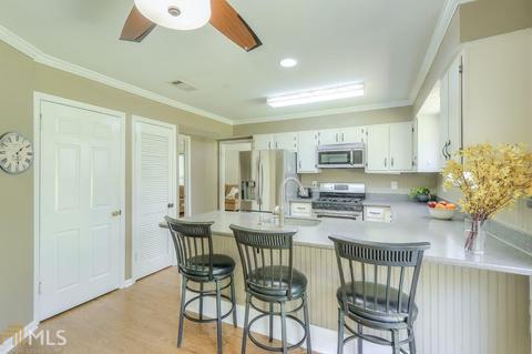 4043 Everett Ct, Peachtree Corners, GA 30097 photo 9