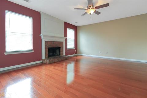211 Mckinley Loop, Mcdonough, GA 30253 photo 4
