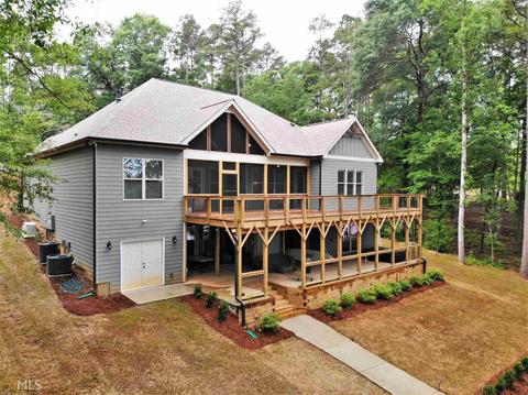 117 Cleveland Dr, Toccoa, GA 30577 photo 4