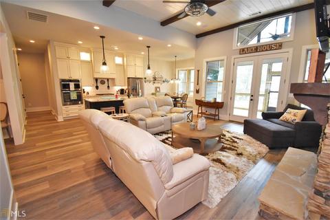 117 Cleveland Dr, Toccoa, GA 30577 photo 8