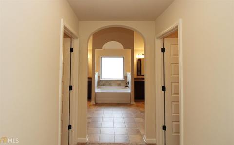 523 Toronto Cir, Hampton, GA 30228 photo 13