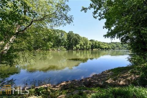 4002 Columns Dr, Marietta, GA 30067 photo 3