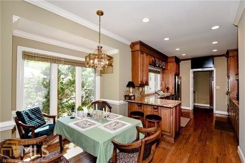 4002 Columns Dr, Marietta, GA 30067 photo 17