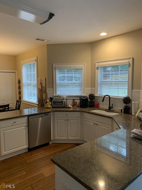 865 River Valley Dr, Dacula, GA 30019 photo 3