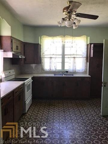 809 E 6th St, West Point, GA 31833 photo 3