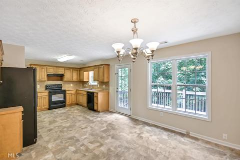 295 Lamar Ln, Covington, GA 30016 photo 11