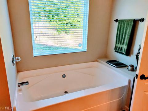 141 Brookside Dr, Lula, GA 30554 photo 10