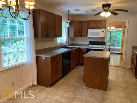 110 Wintergreen Ct, Covington, GA 30016 photo 7