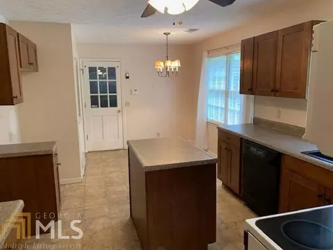 110 Wintergreen Ct, Covington, GA 30016 photo 9