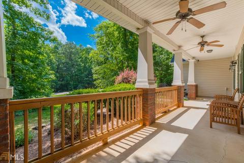 379 Tuxedo Dr, Commerce, GA 30530 photo 5