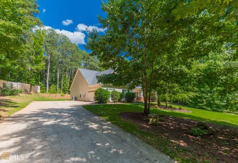 379 Tuxedo Dr, Commerce, GA 30530 photo 3