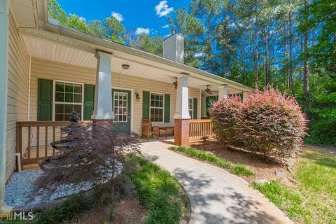 379 Tuxedo Dr, Commerce, GA 30530 photo 1