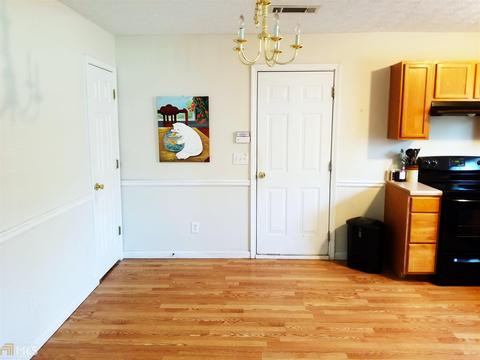104 Vineyard Dr, Athens, GA 30607 photo 4
