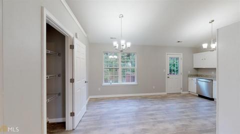 105 Oakmont Dr, Lagrange, GA 30240 photo 6