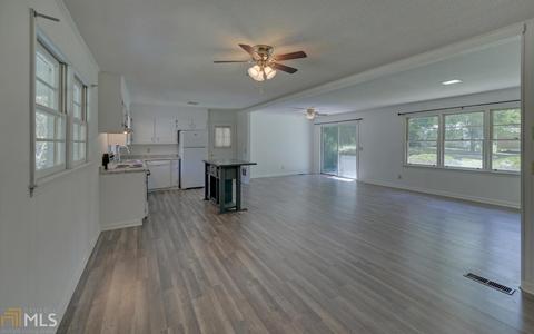 552 Dooley Dr, Toccoa, GA 30577 photo 6