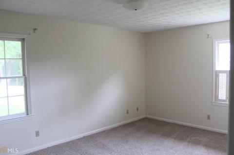 402 Camelot Dr, Lagrange, GA 30241 photo 14
